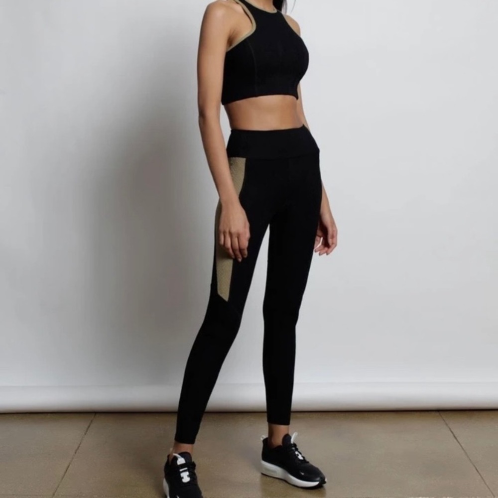 Twenty Montreal workout set
